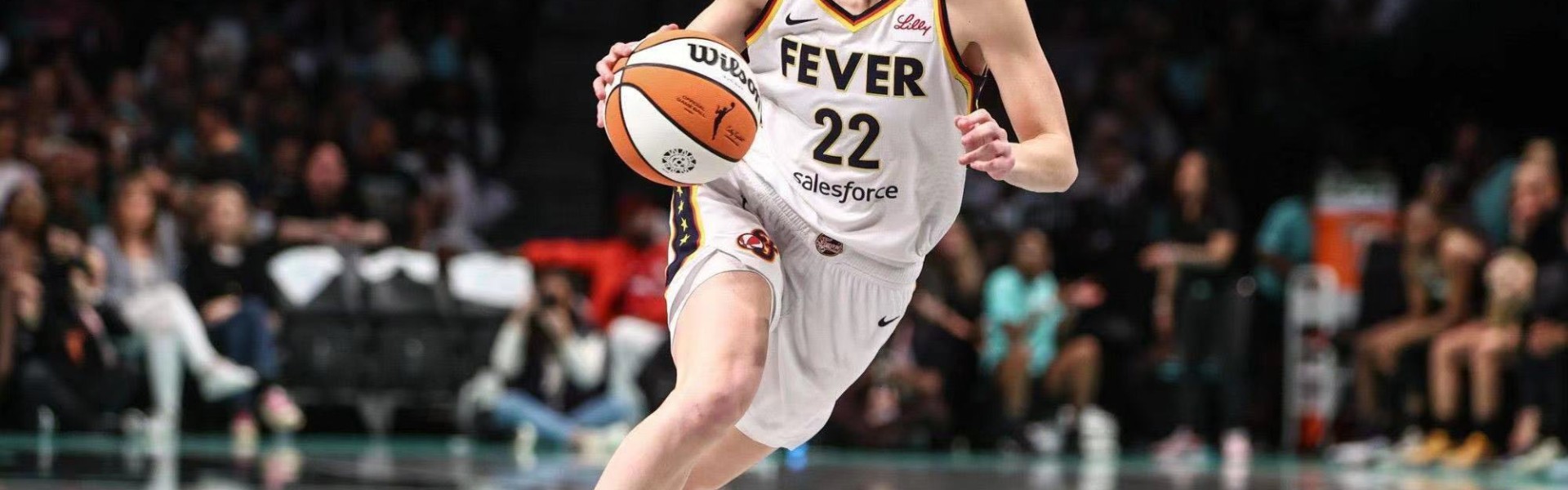 🏀狂热vs梦想前瞻：克拉克状态火热，狂热力争延续对梦想连胜纪录