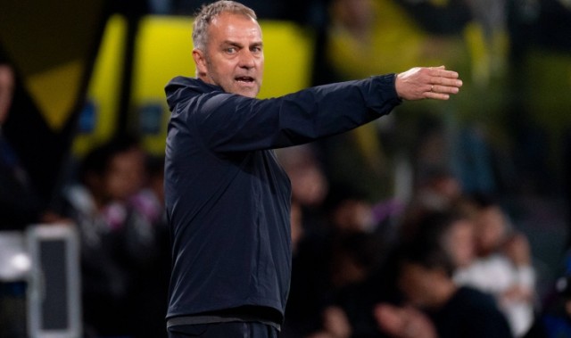 世体：欧足联将暂停对弗里克处罚，后者可在欧冠首轮中现身教练席